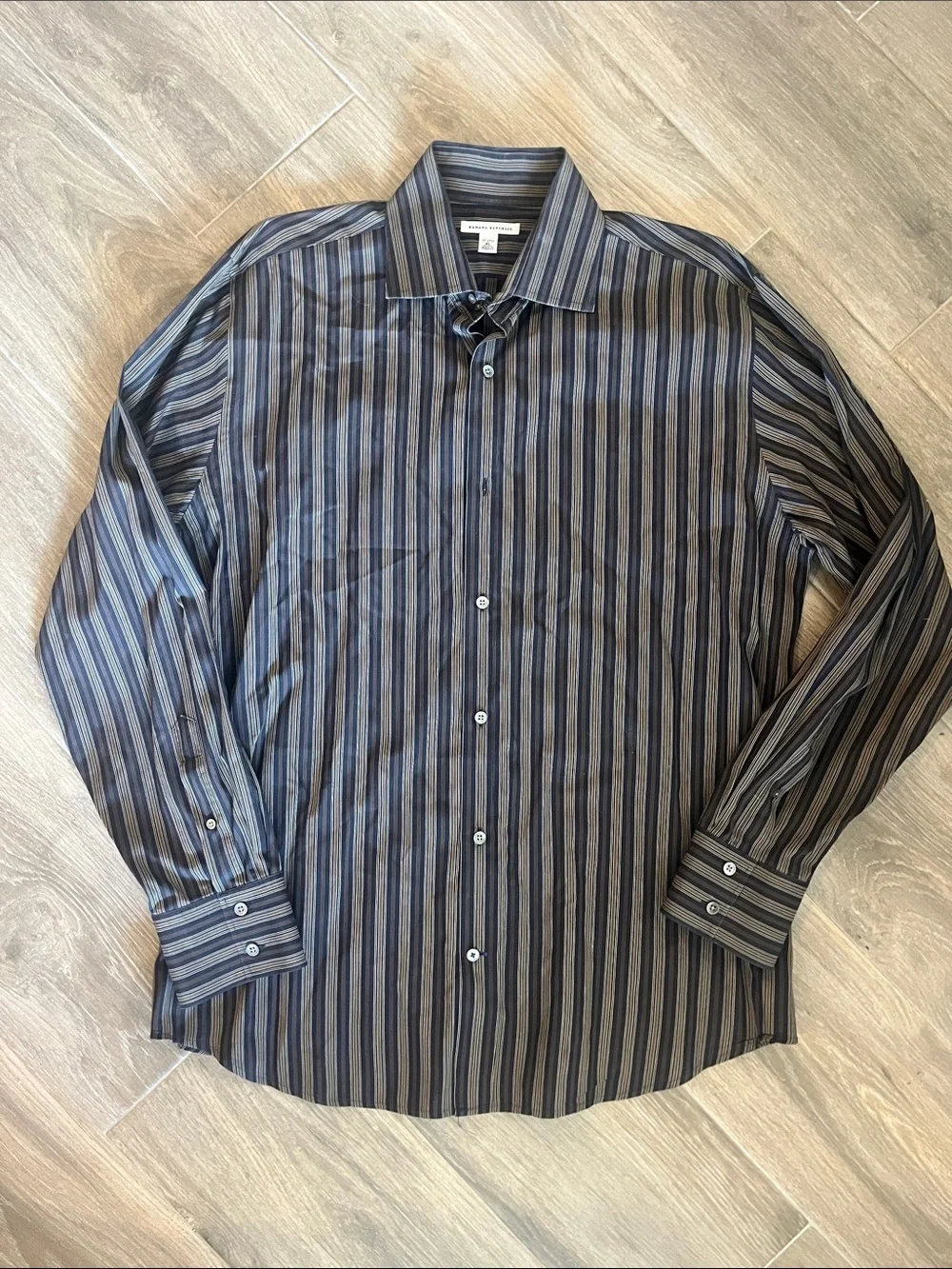 Banana Republic Men's Blue & Gray Vertical Stripe Dress Shirt